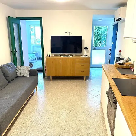 Ca' Maria Colombo, Entire With Sea View And Garden Lägenhet *